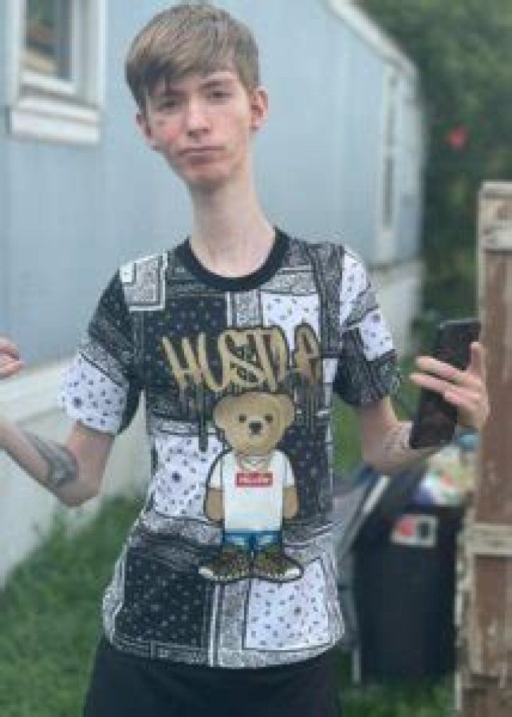 Daddy Long Neck Height, Weight & Body Measurements
