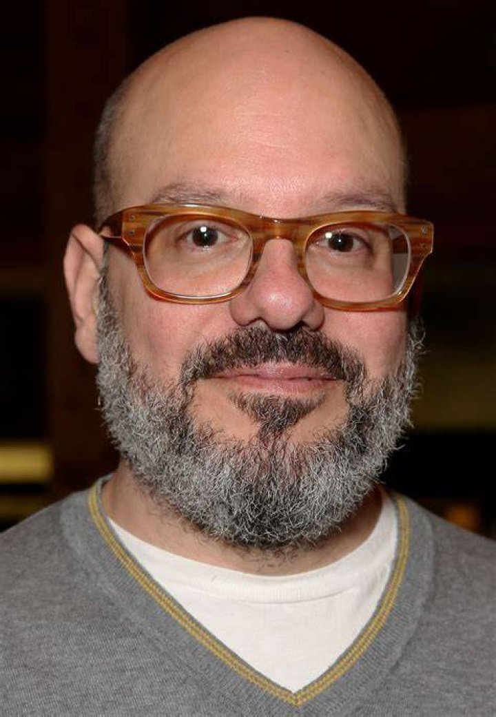 How tall is David Cross