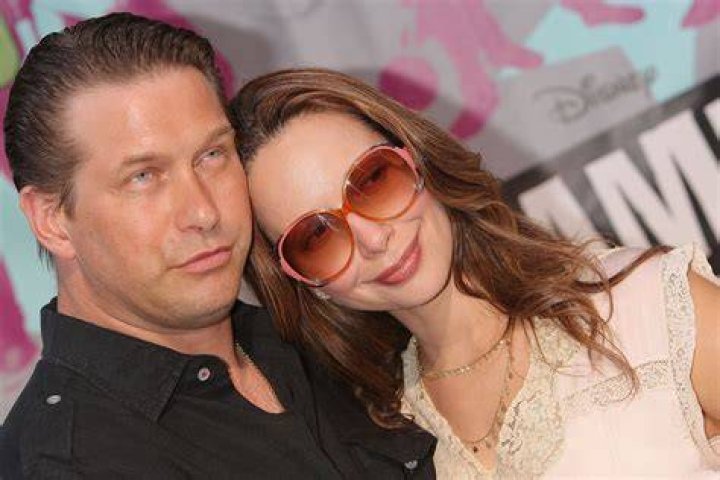 Kennya Baldwin looking happy with her husband, Stephen