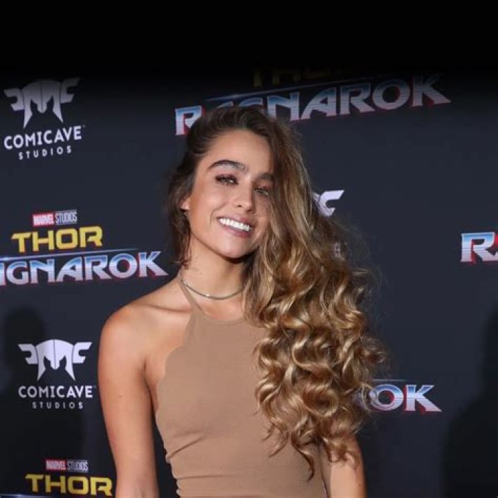 Sommer Ray Net Worth